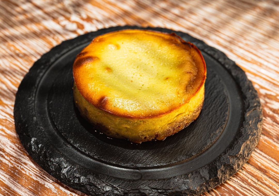 Tarta de queso con pistacho